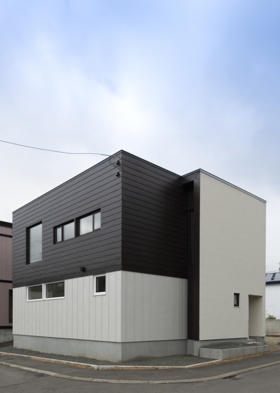 tobita (1)